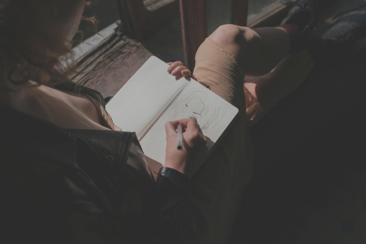 Detaillierte Bleistiftzeichnung eines Stillleben-Objekts